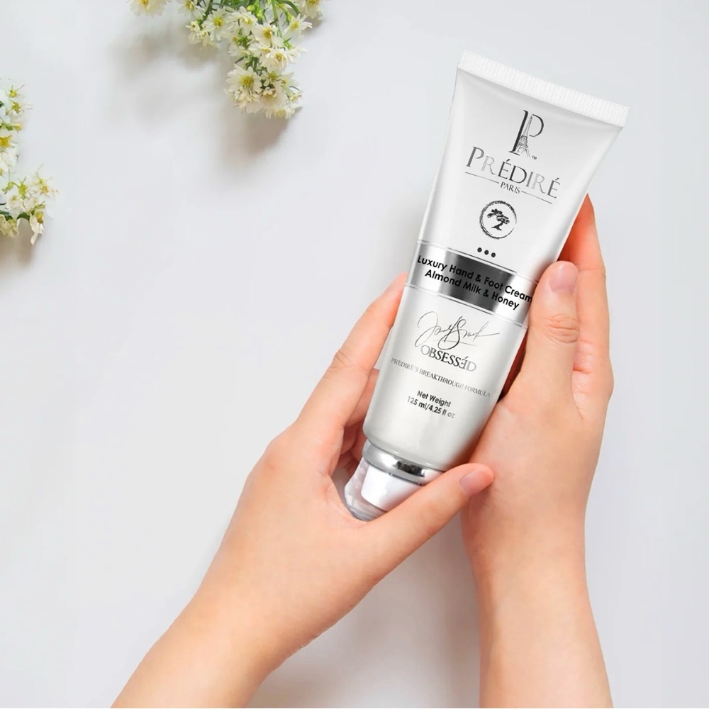 ❤️
Luxury Hand & Foot Cream Vitamins E & A
MSRP-$125.00